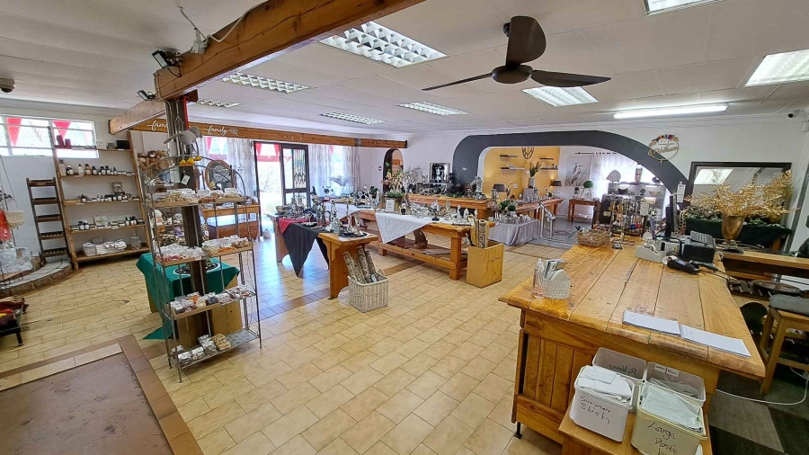 8 Bedroom Property for Sale in Clarens Free State